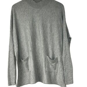 NWOT Romeo & Juliet Couture Woman's Gray Turtleneck Oversize Sweater Size Small